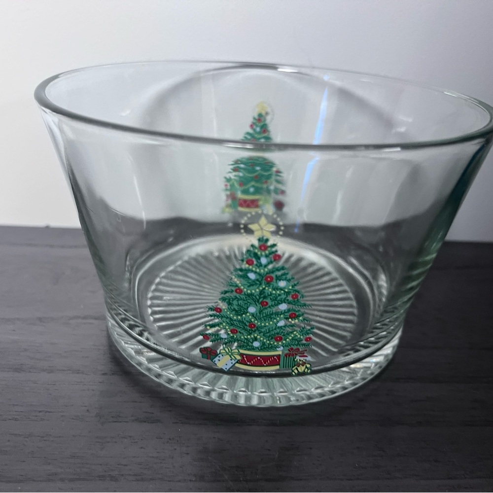 Home Interiors Festive Glass Bowl with Christmas Tree Design